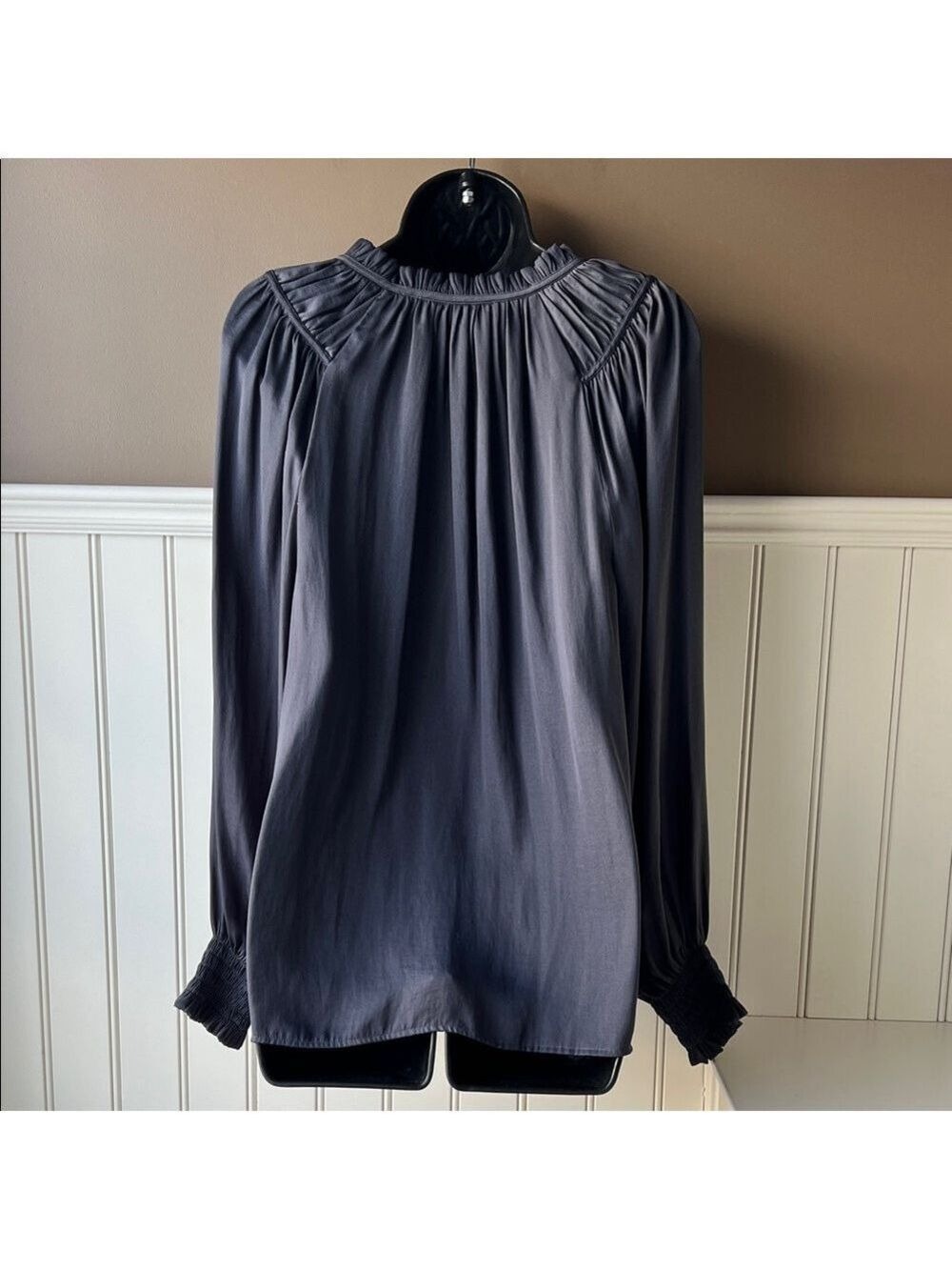 Loft Charcoal Gray Tie Neck Blouse Size L - Picture 6 of 11